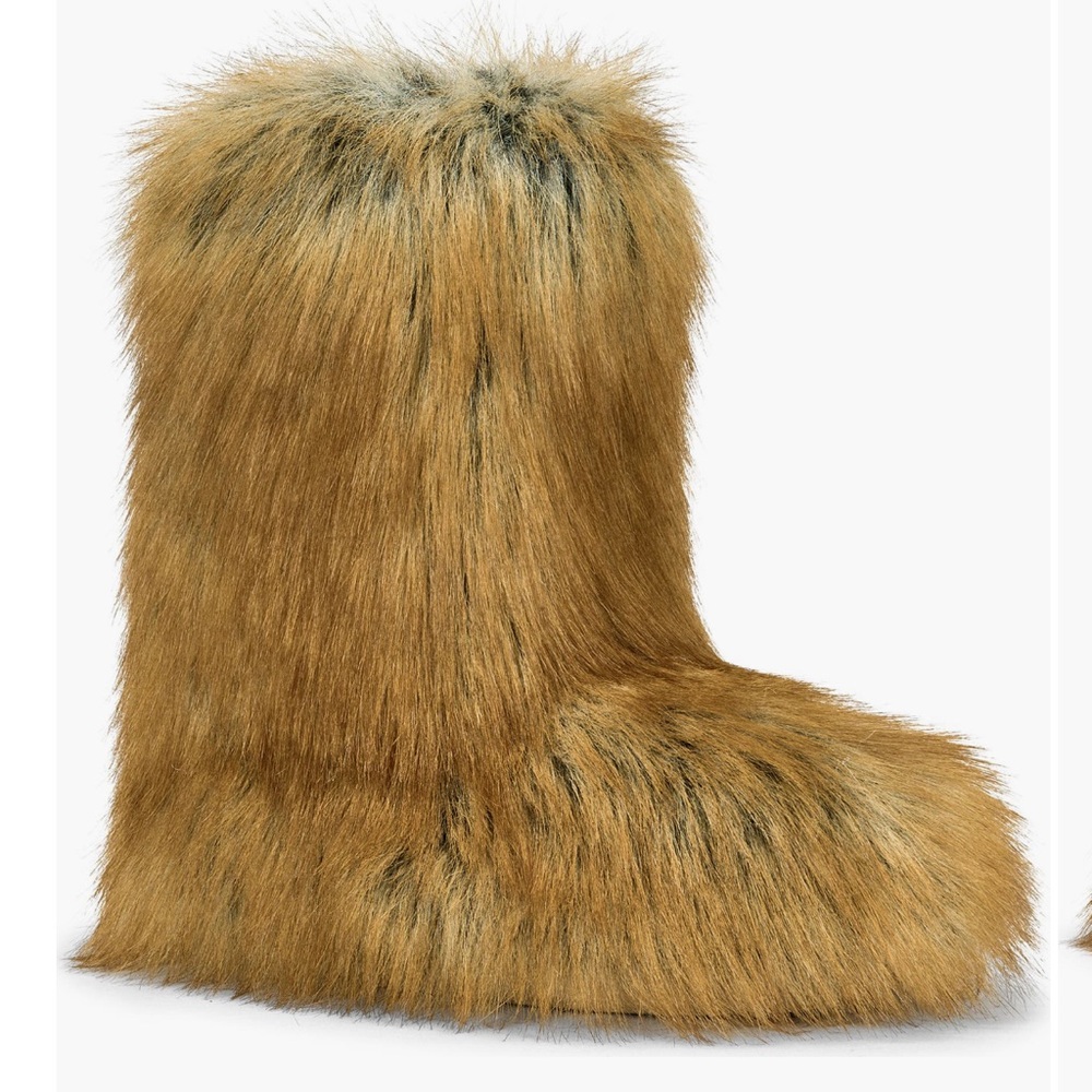 Azalea Wang Faux Fur Tan Boots